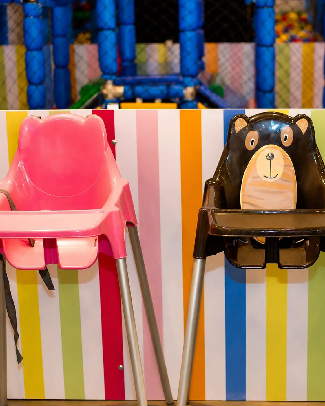 Cadeiras de alimentação para bebês na Área Baby